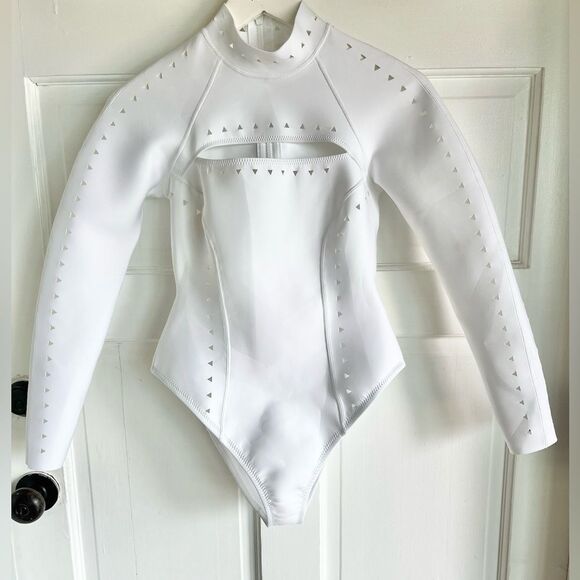 New Gigi C Laurel Surfsuit Cutout Long Sleeve Scuba One Piece - Picture 3 of 11